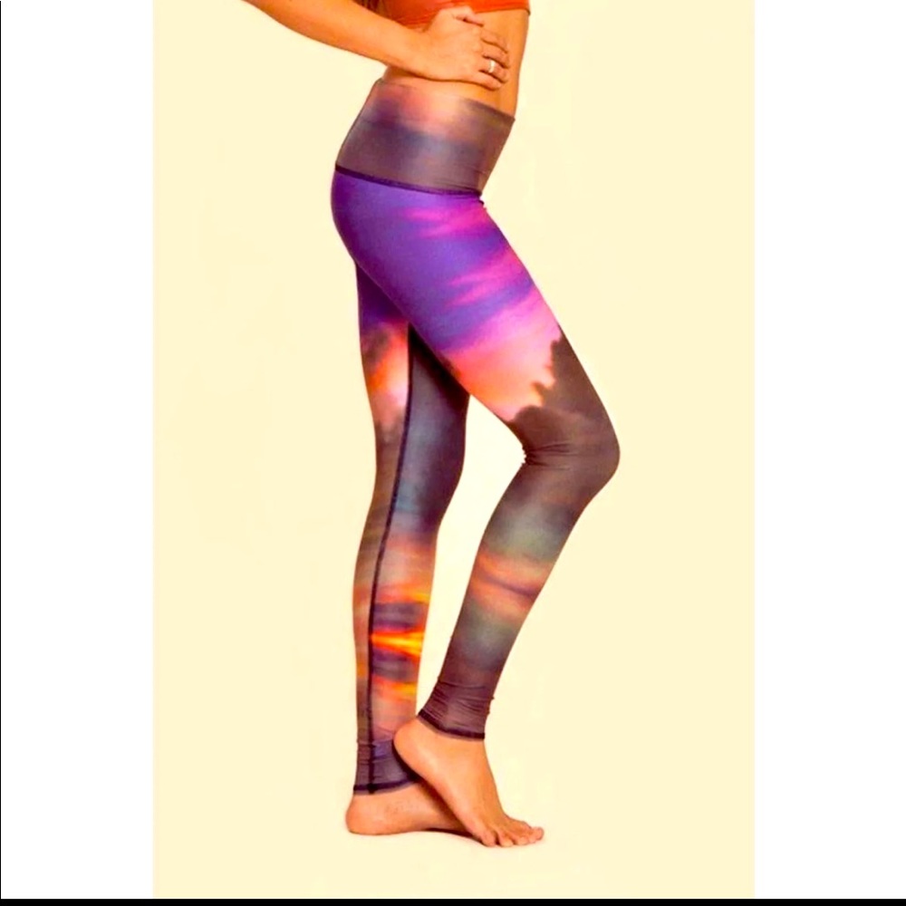 Teeki sunset pants like new